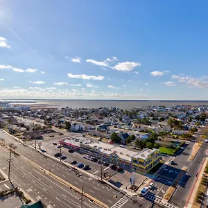 Apartment 9400, Ocean City